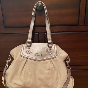 Authentic vintage Coach bag with detachable longer strap